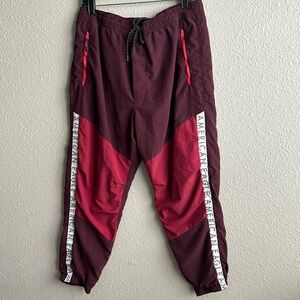 American Eagle tech track pants‎